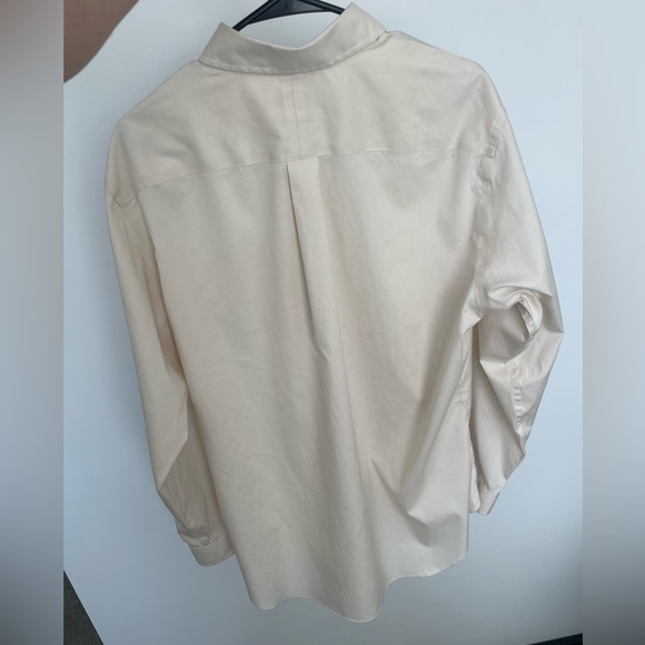 Traveler Collection Tailored Fit Button-Down Collar Creme Dress Shirt 16 1/2 35 - Picture 2 of 3